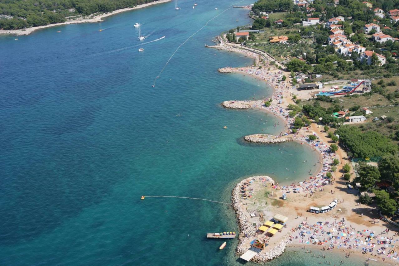 1-Bedroom Apartment With Loggia In Punat Island Krk Exteriör bild